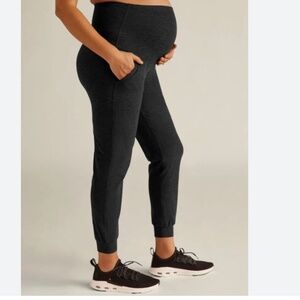 Beyond the Bump Spacedye Maternity Midi Jogger Charcoal Black - size small